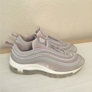 Nike Air Max 97 Ultra 17 Shoes Womens Lux Vast Gray Pink Suede Velvet 6.5
